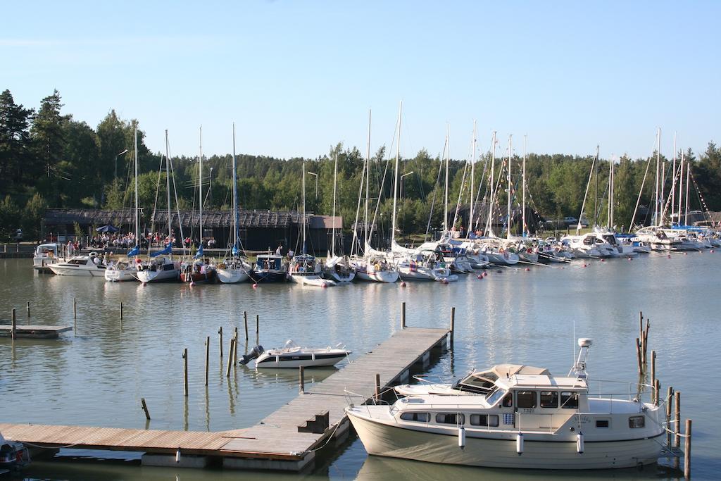 Laupunen Peterzens Boathouse 빌라 외부 사진